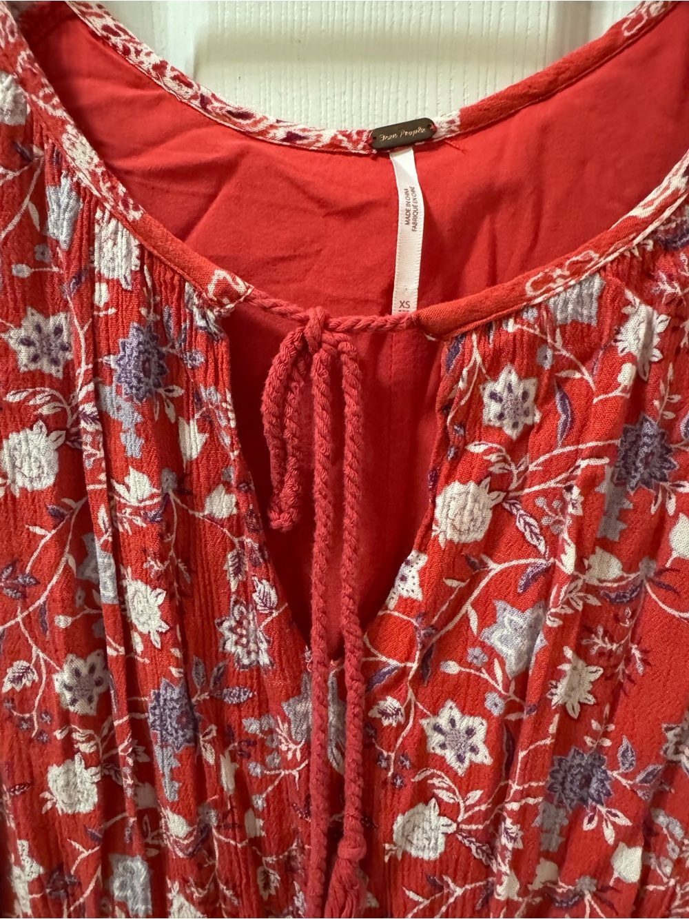 Free People Long Sleeve Dress Women's Size XS Red Floral Mini Length Boho Flowy - Picture 4 of 10